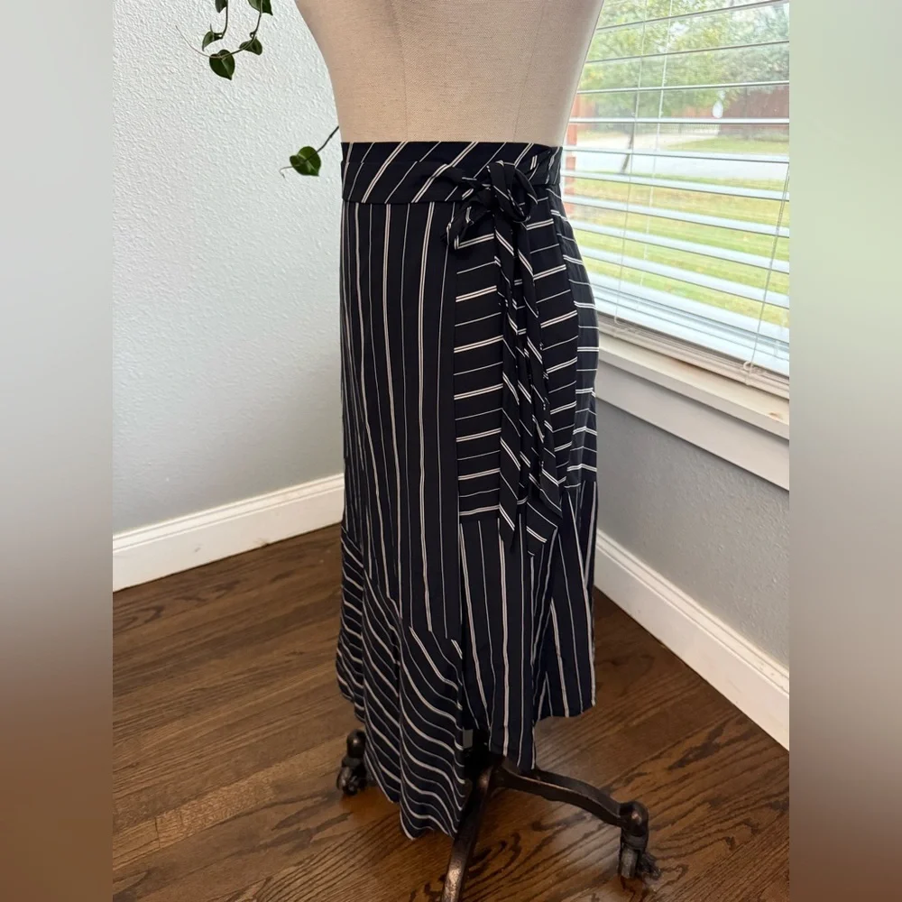 Joie lundyn striped